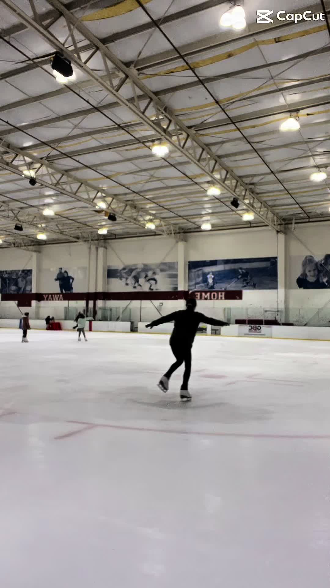 @Bella