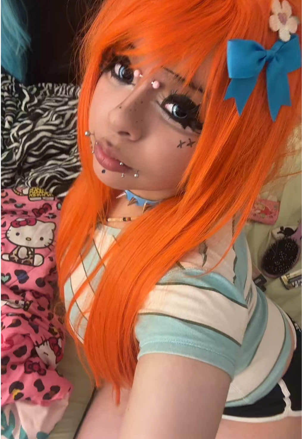 @🧁𐂯