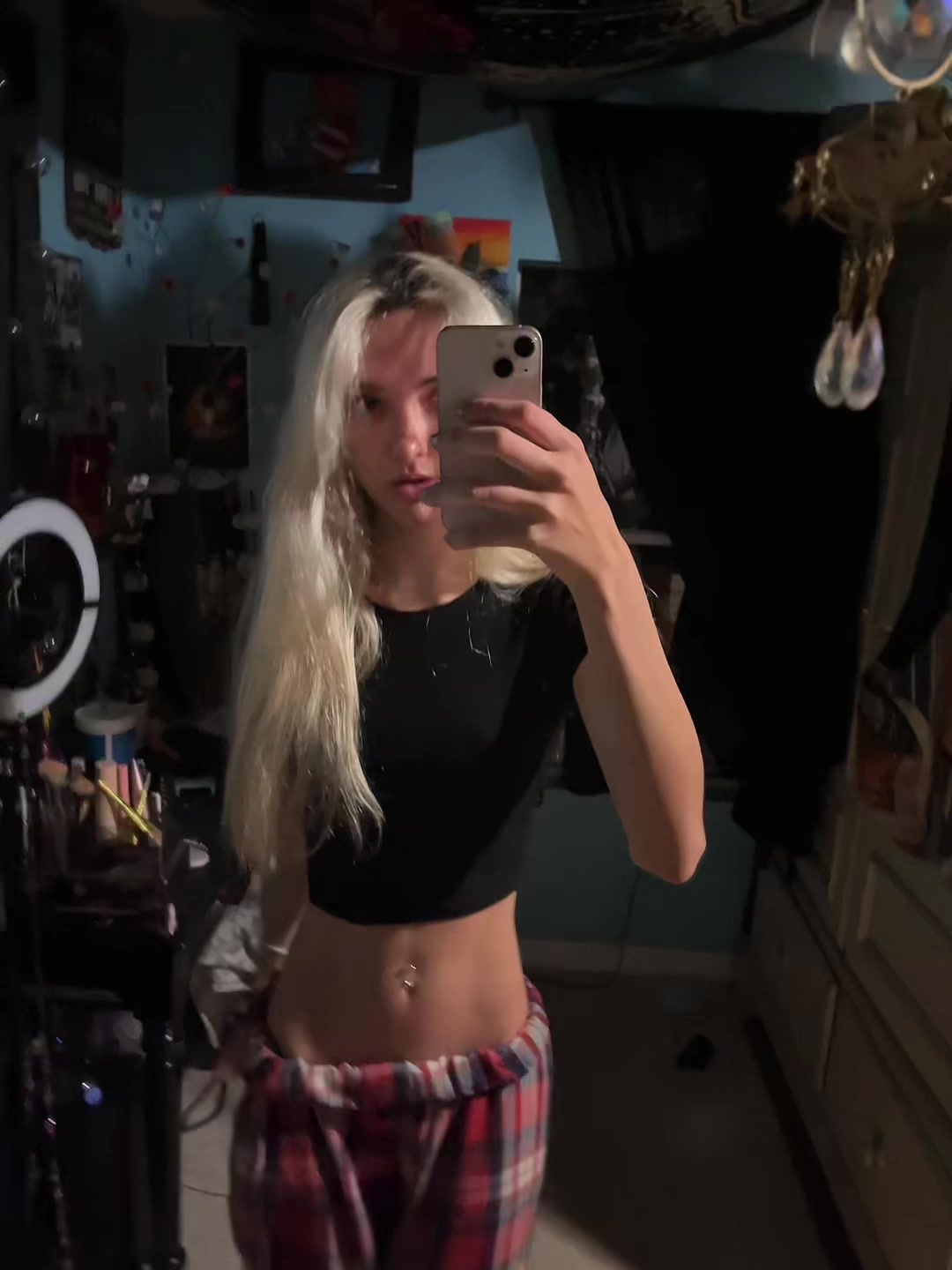 @👸🏼