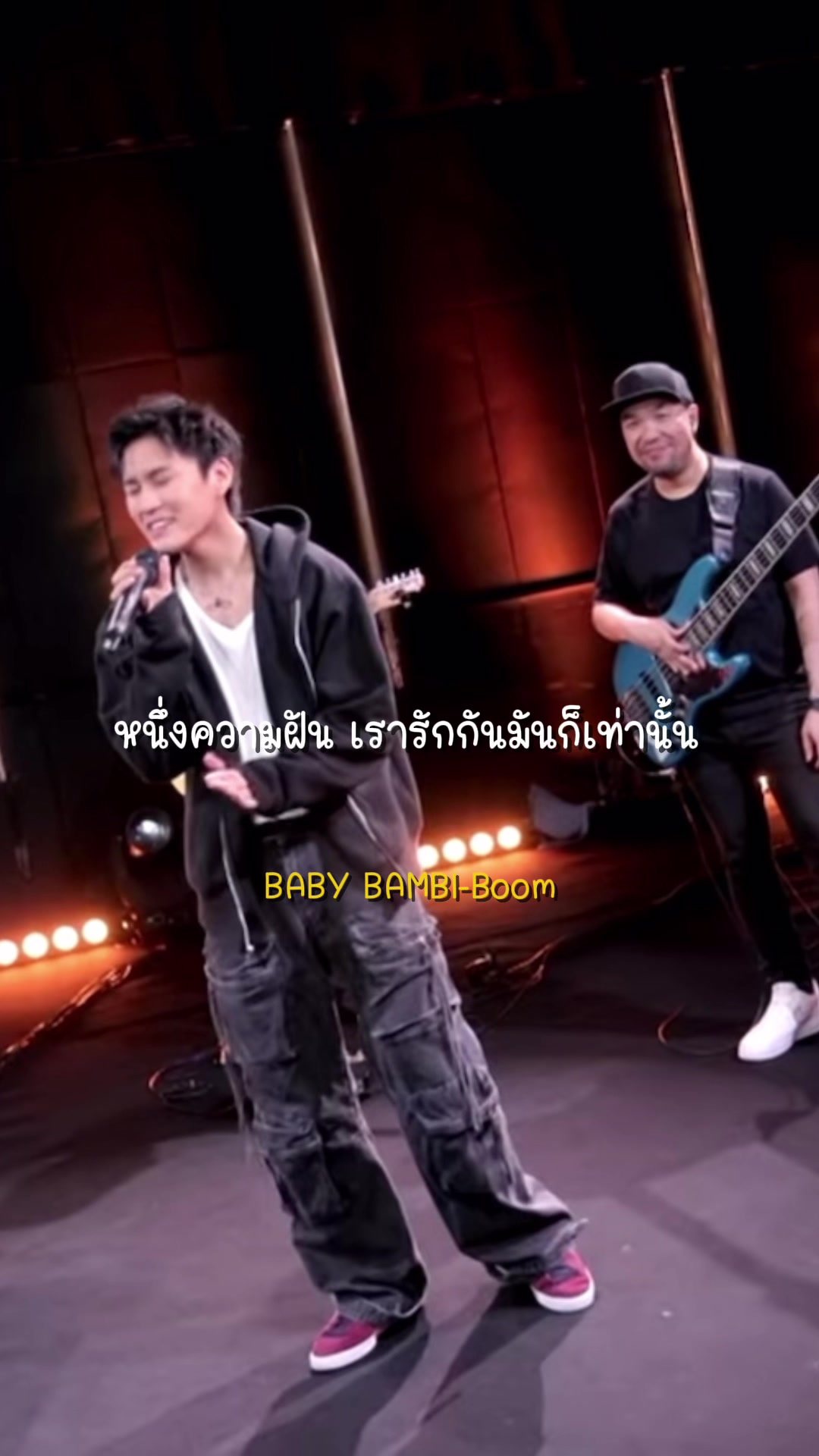 @ก็ชอบฟังเพลงง่ะ🎶🎤