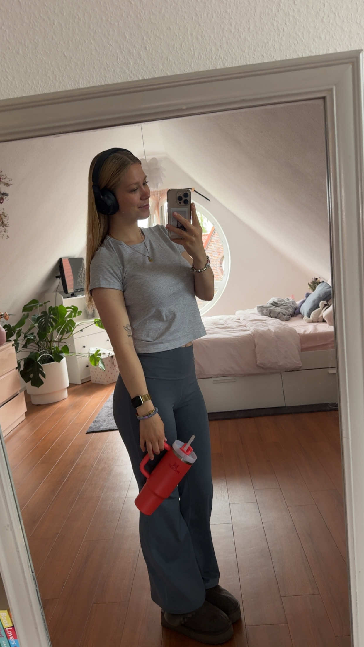 @Emmi⭐️
