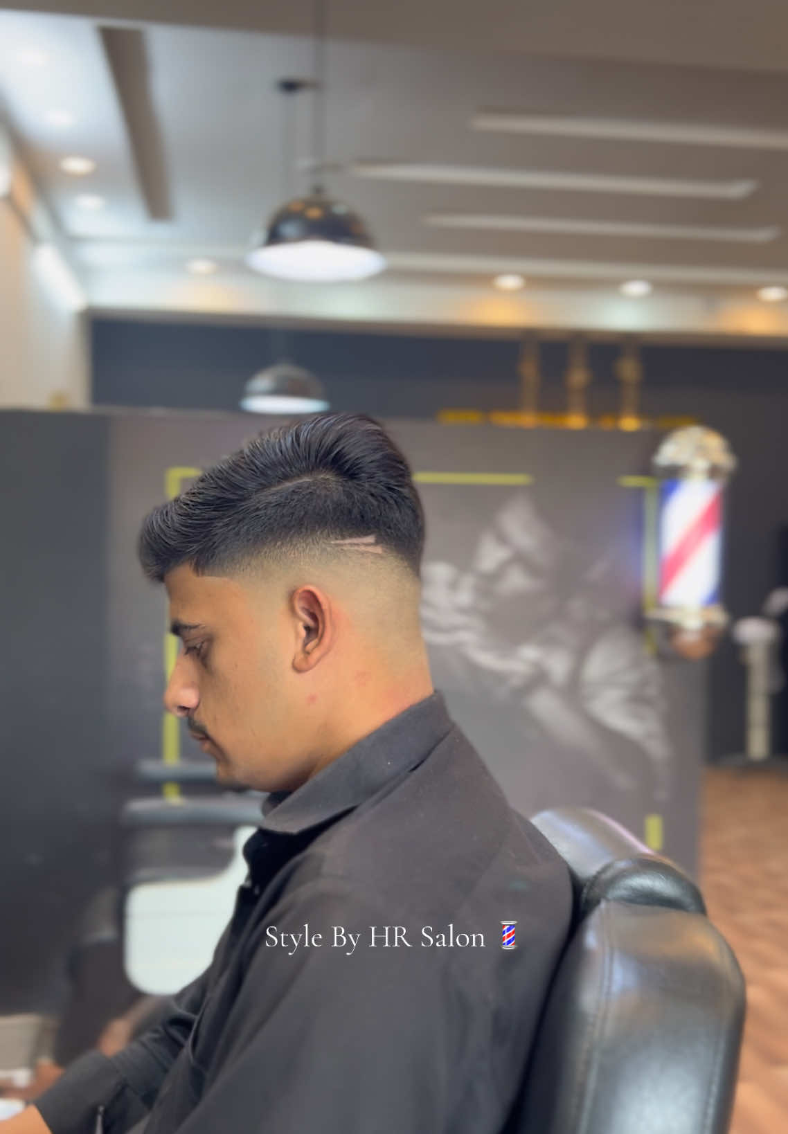 @HR MENS SALOON. 💇♂️