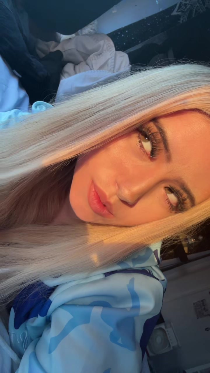 @Ę🧛🏼♀️