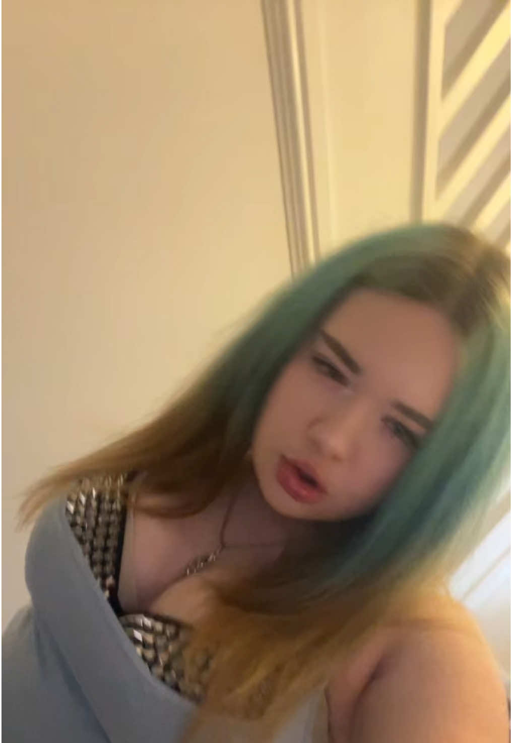 @🎸