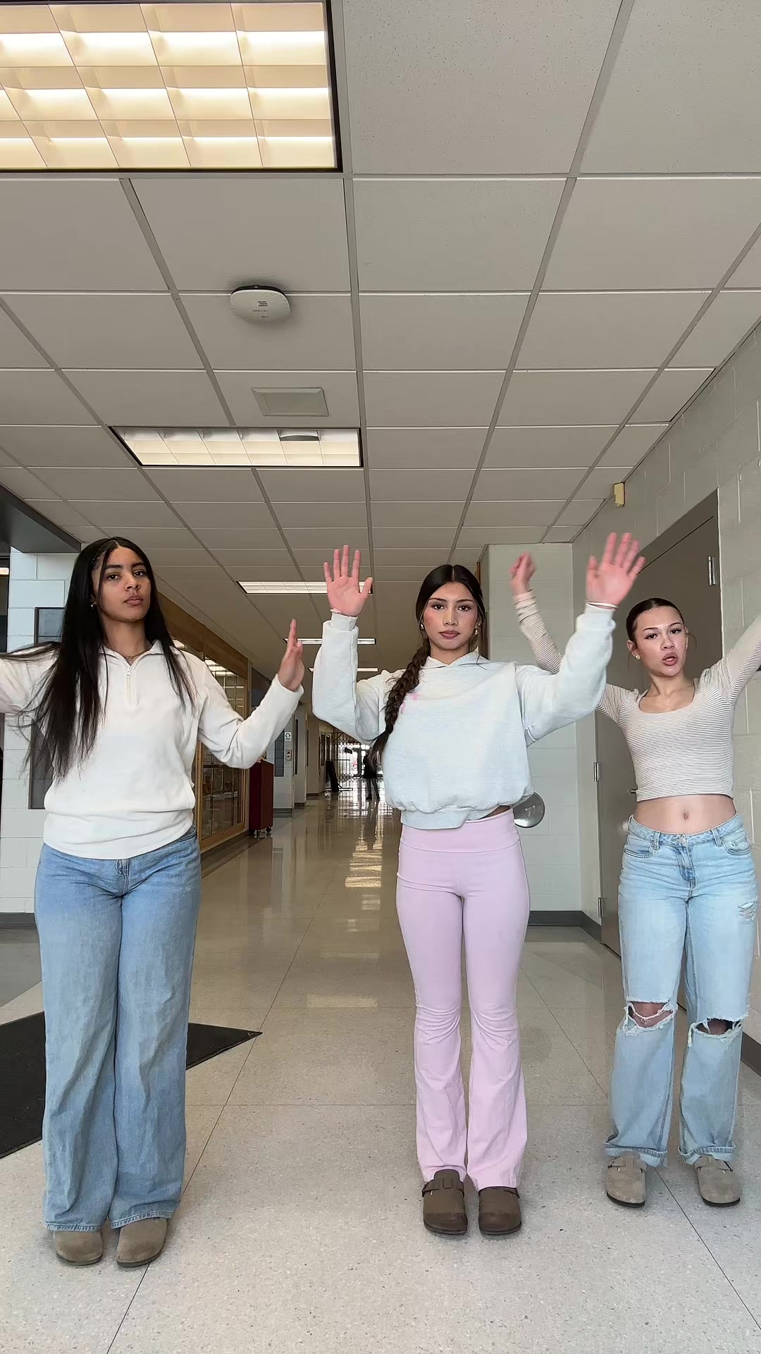 @alyvia