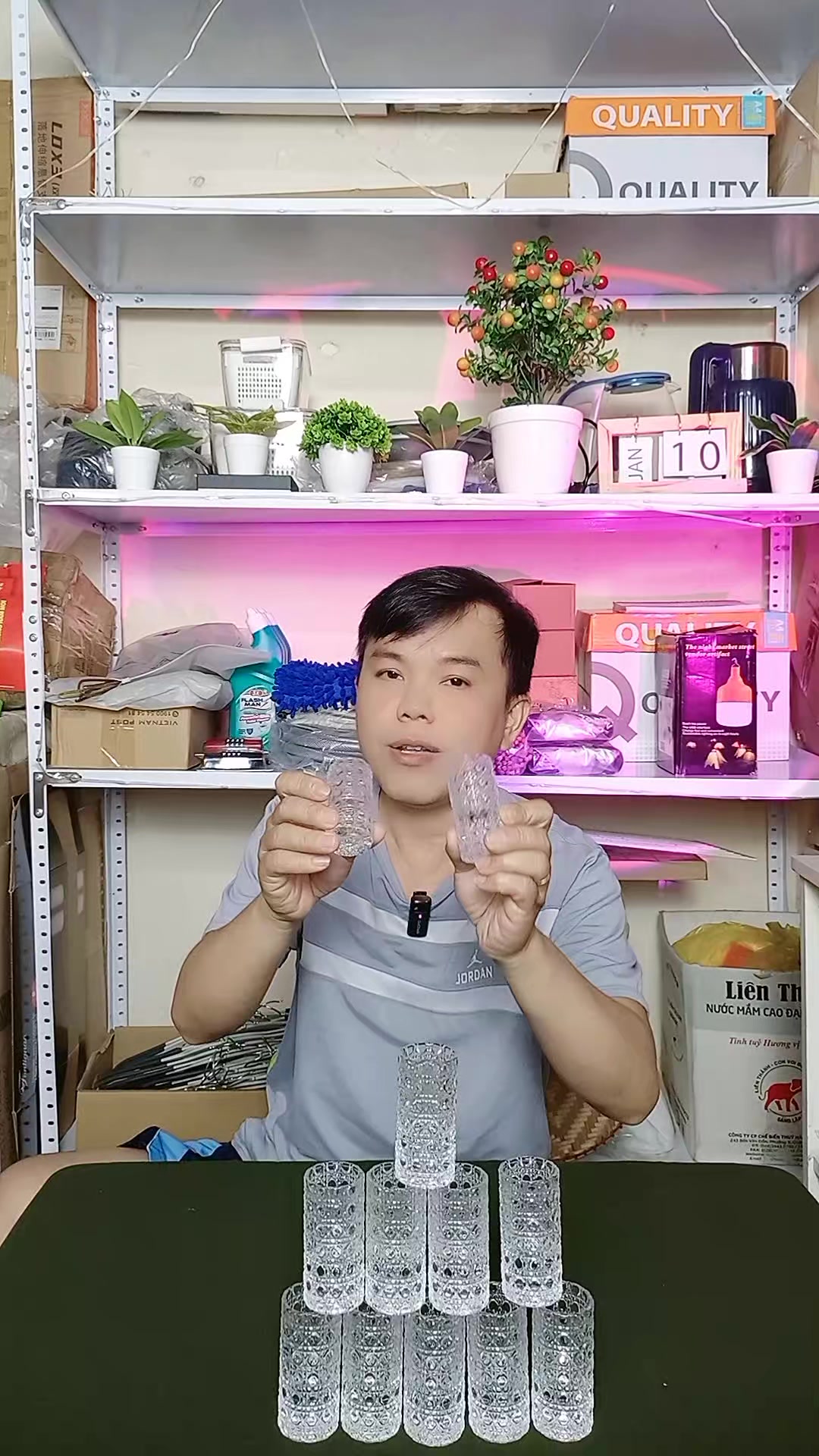 @MẪN REVIEW