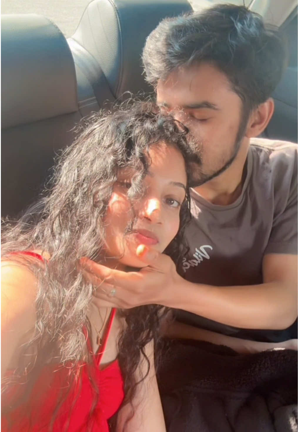 @Kavee_jayarathna