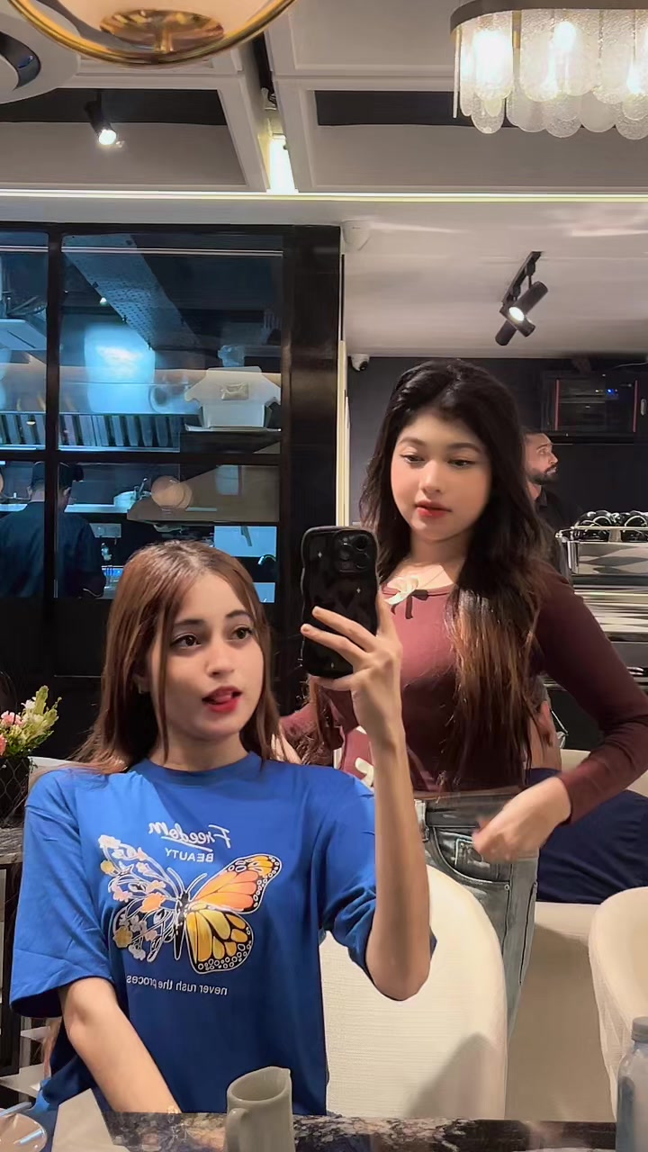 @🧚♀️✨-RI CH I -✨🧚♀️