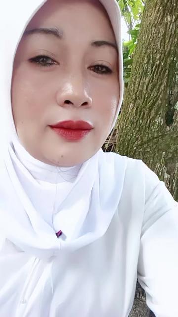 @🩷:Erni gemoy:🩷