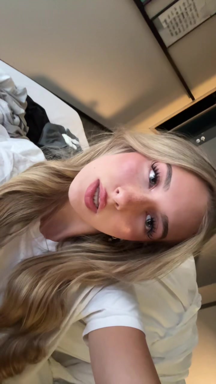 @z0eangelina