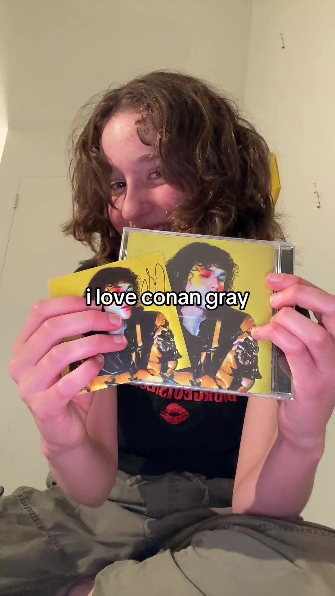 @ciara!!! (theconeologist)