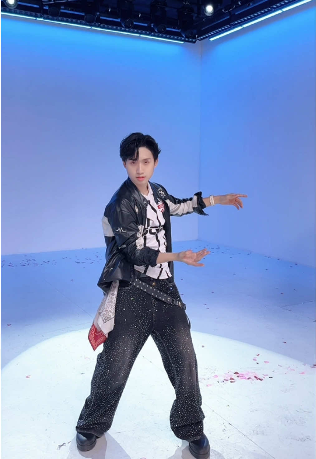@T1 - youronlystevee~ 🐰🐿️