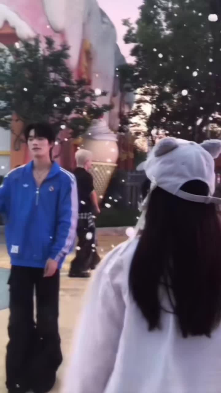 @𝓝𝓰𝓸𝒸𝓣𝓻𝒶𝓂%☘︎