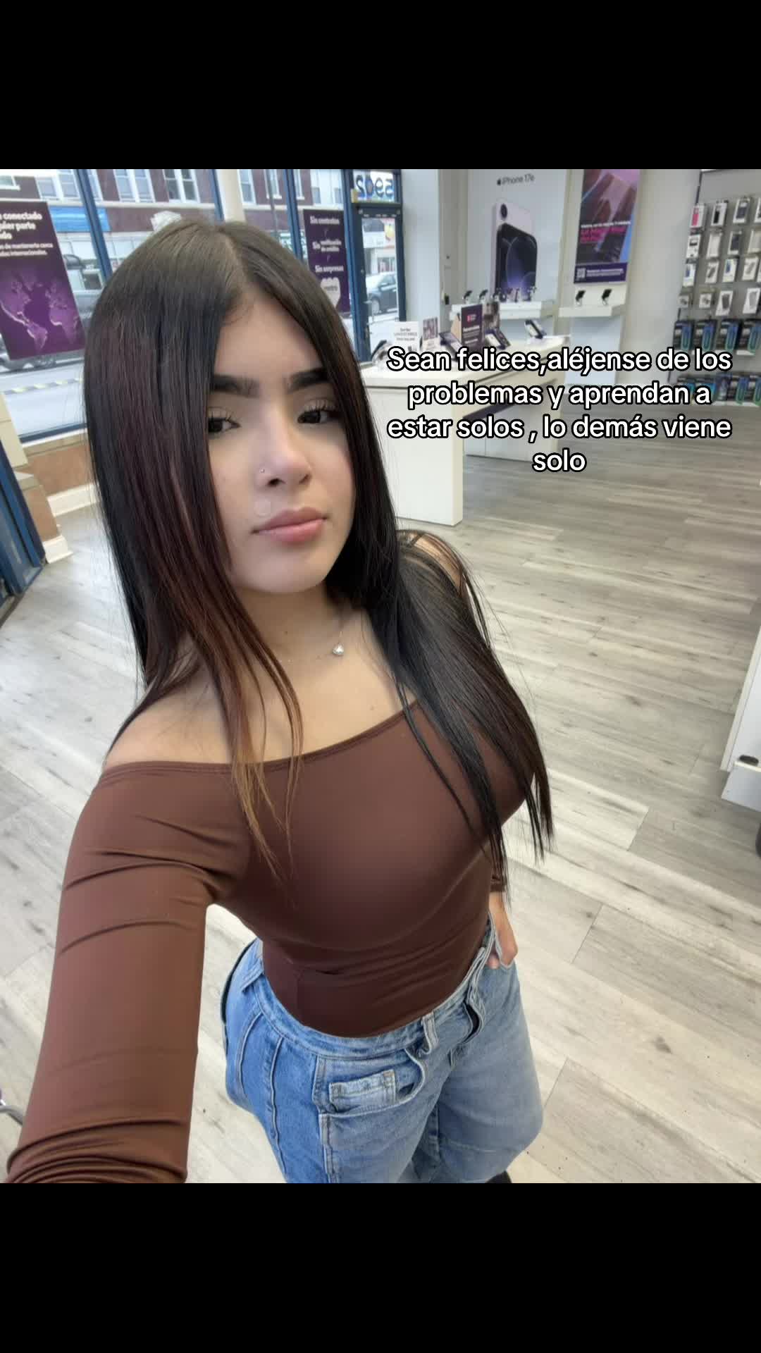 @𝓢𝓱𝓪𝓻𝓸𝓷 💫