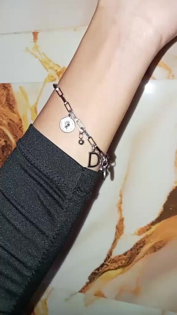 @D