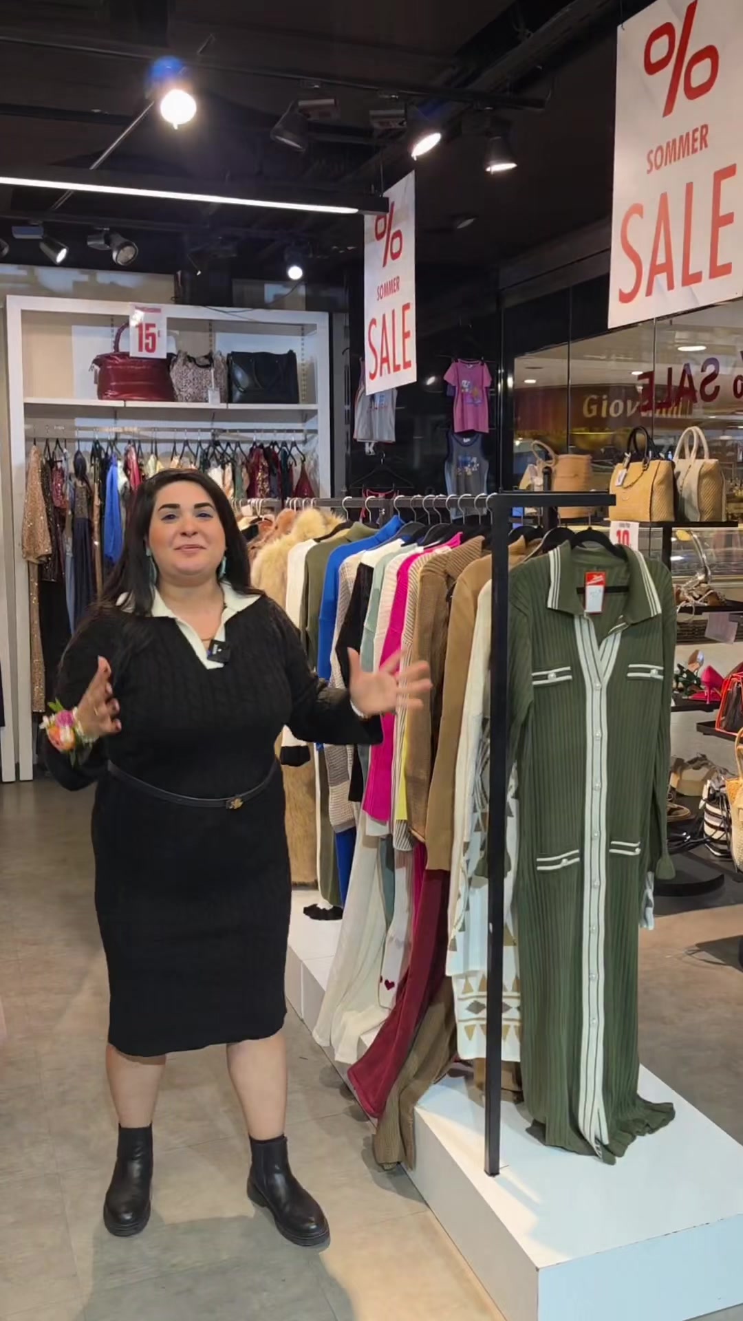 @lacaoutlet_