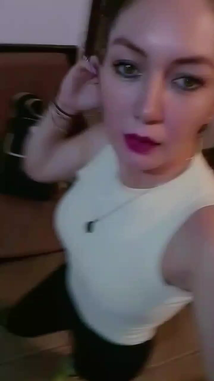 @DanielaRF