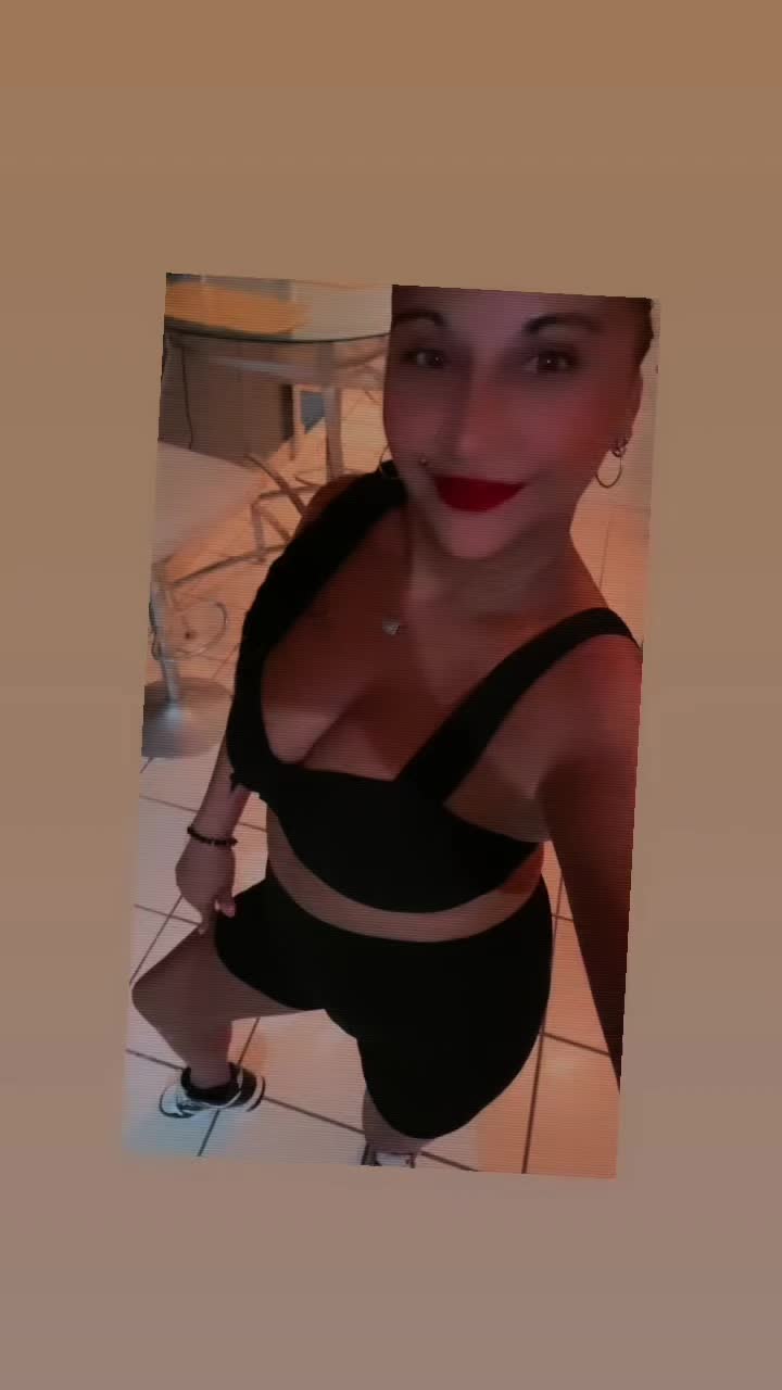 @Carmen Roman
