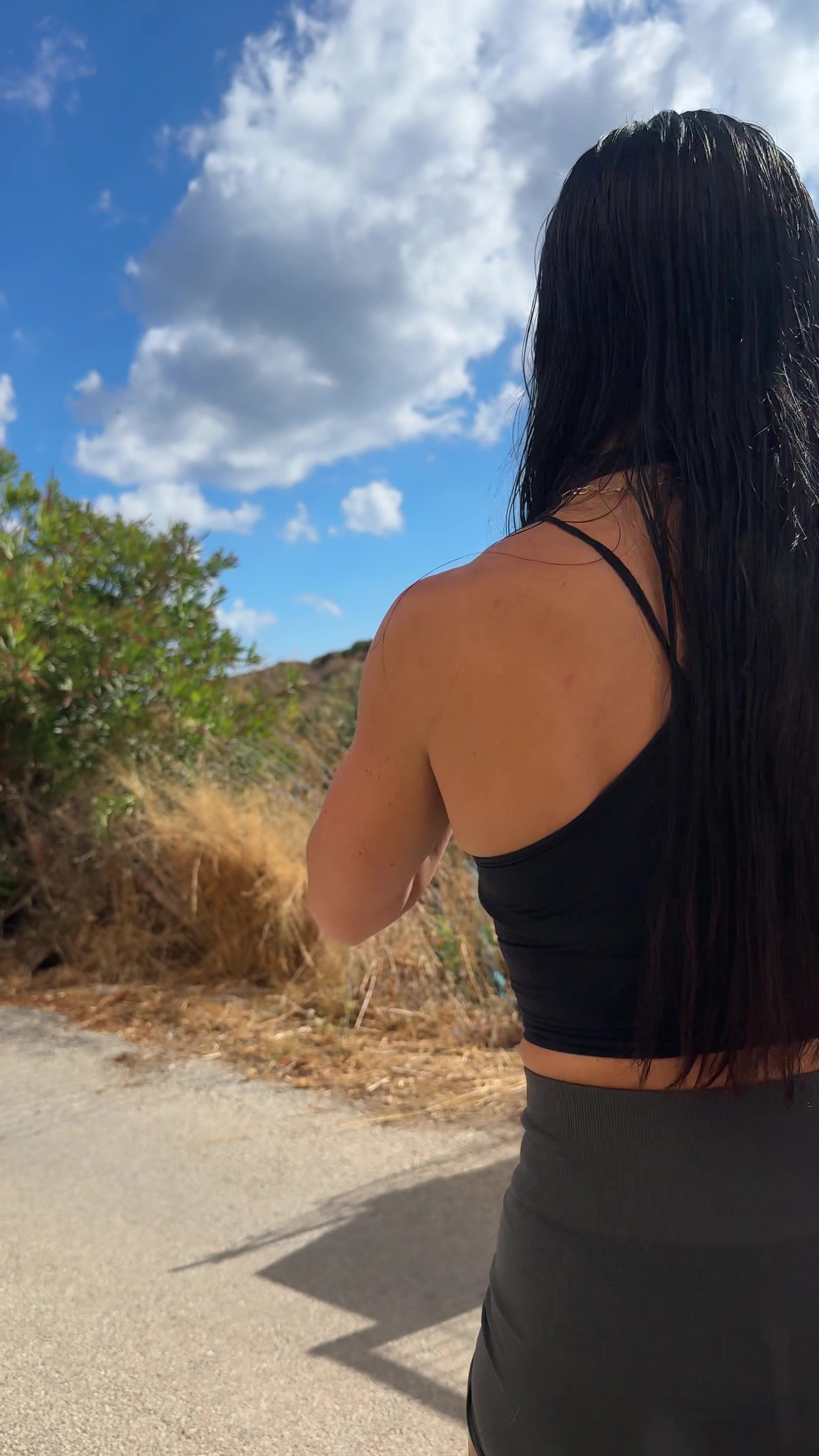 @imjoanniefit