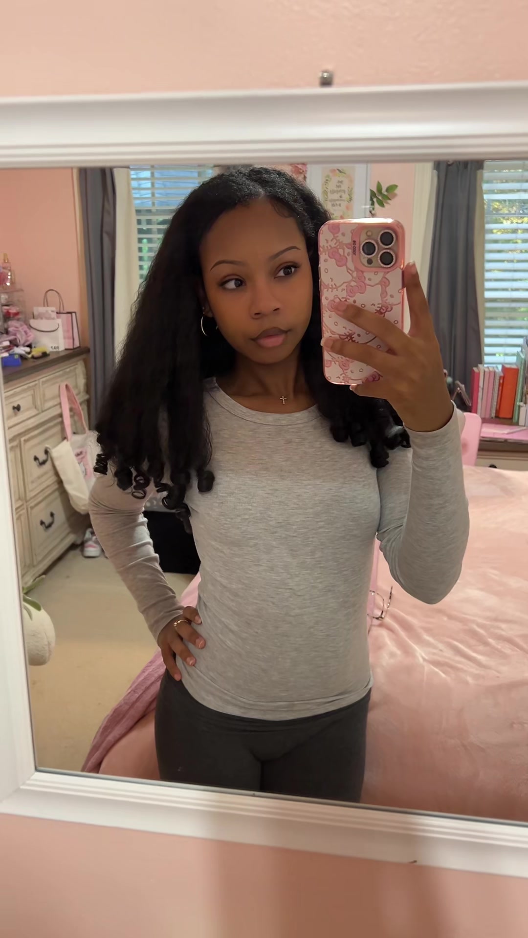 @𝑍𝑎𝑟𝑖 🎀