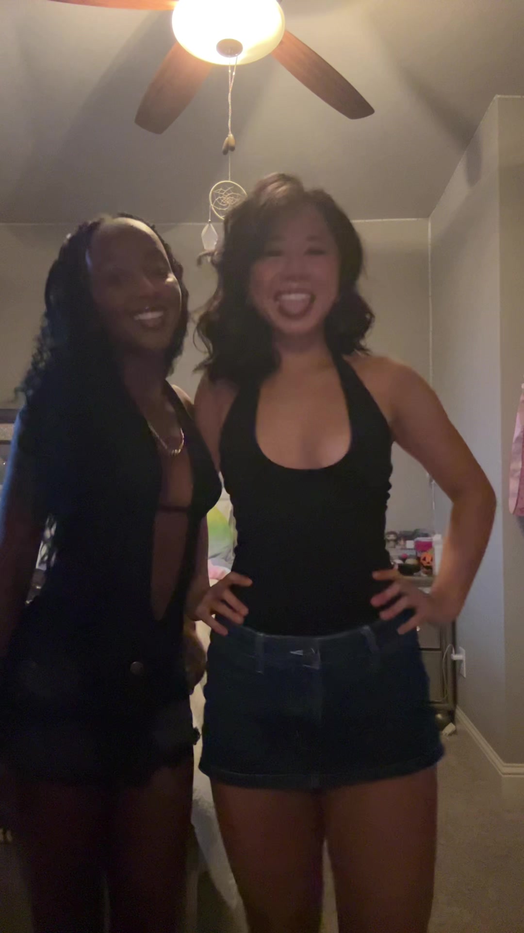@…
