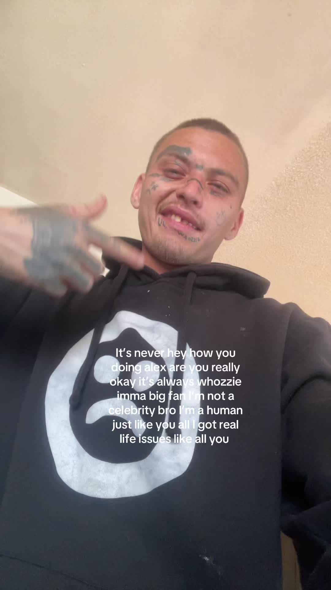 @lilwhozzie