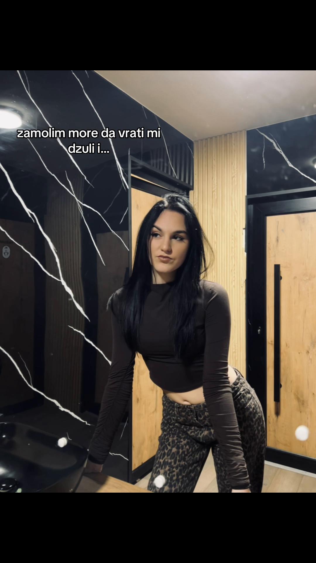 @𝓘𝓼𝓲𝓭𝓸𝓻𝓪🎀