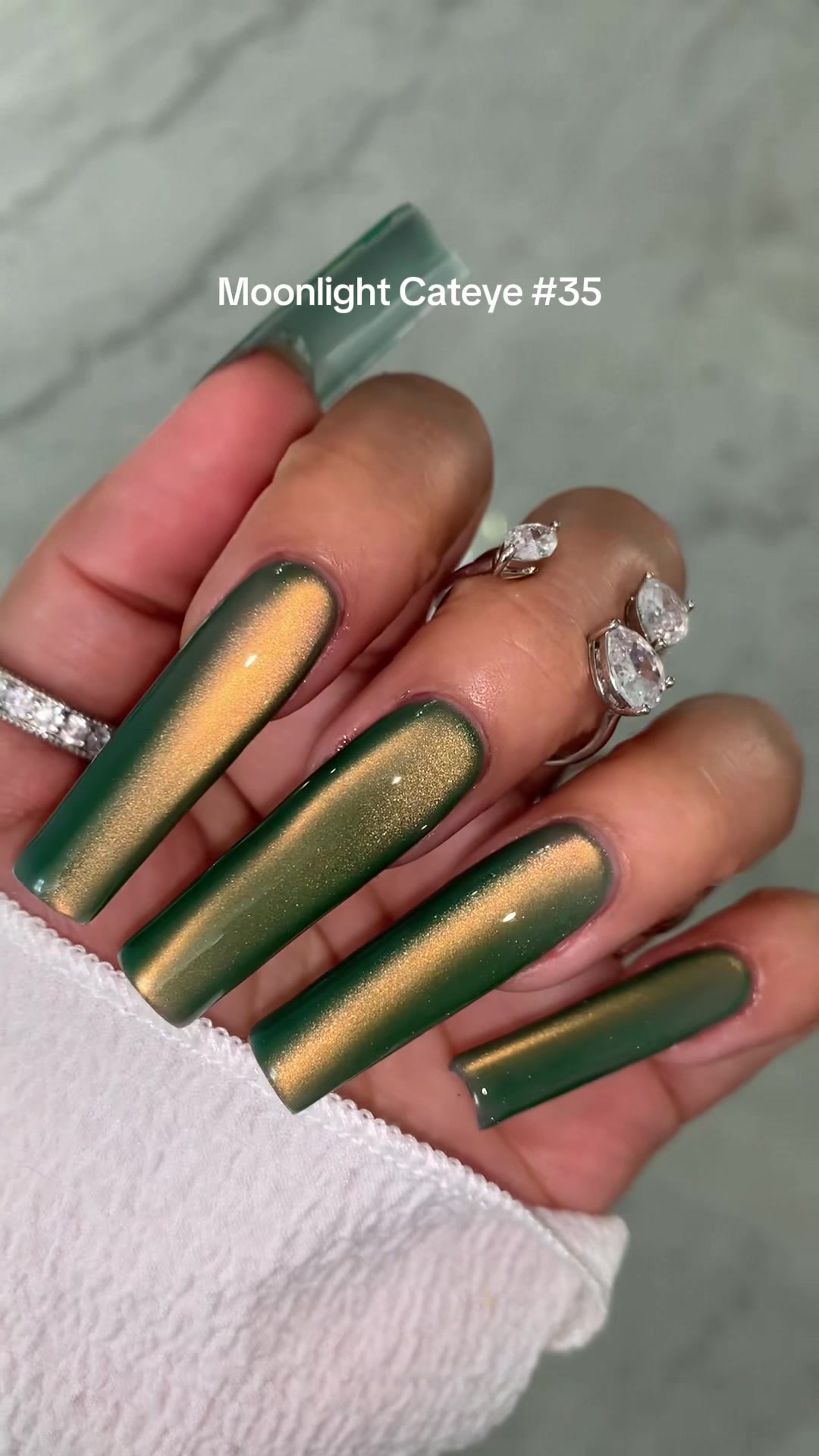 @Riya's Nails