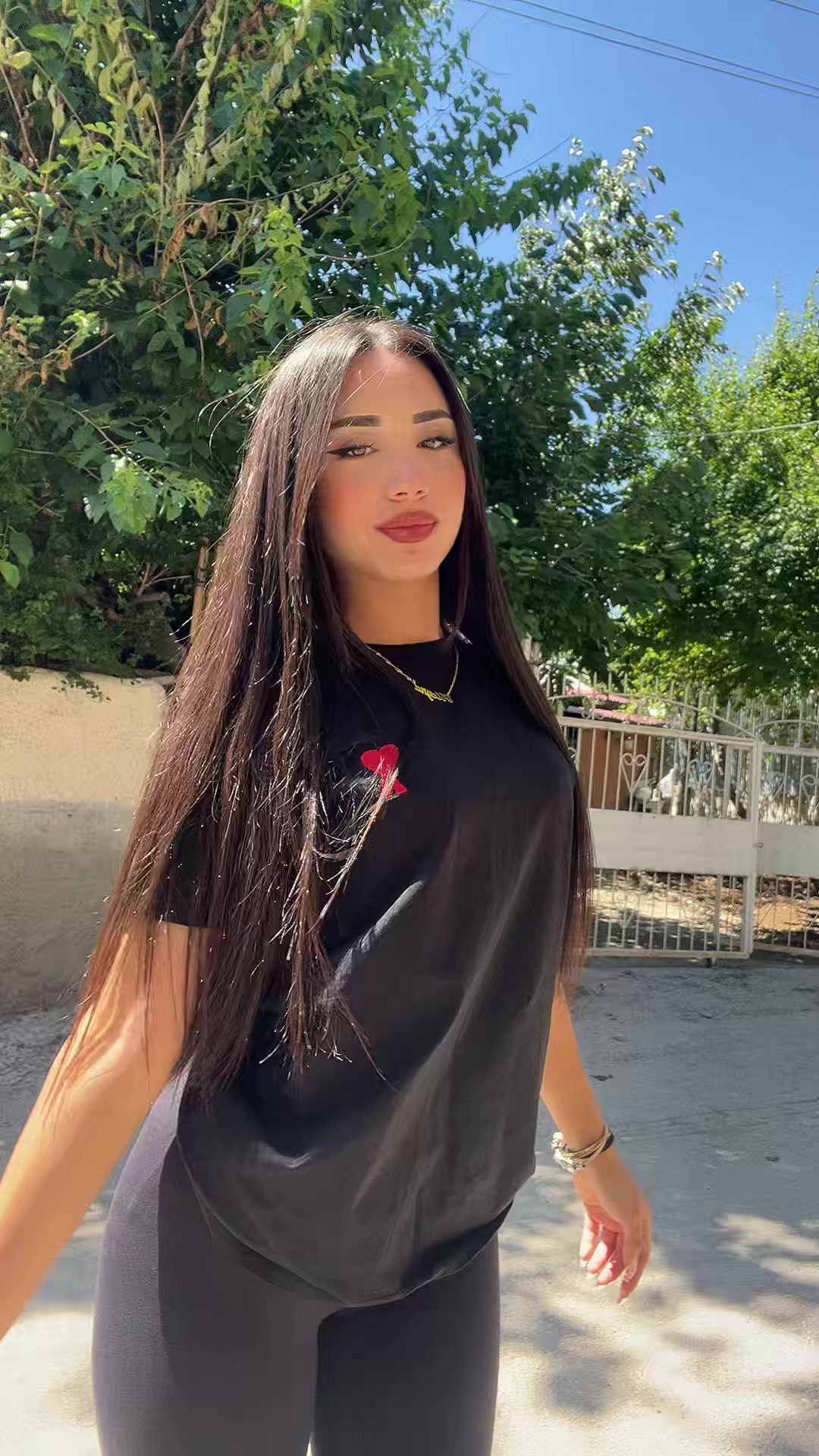 @Aleyna Sert