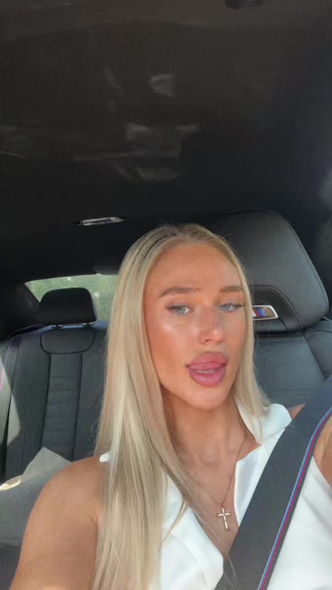 @Leasophieboos