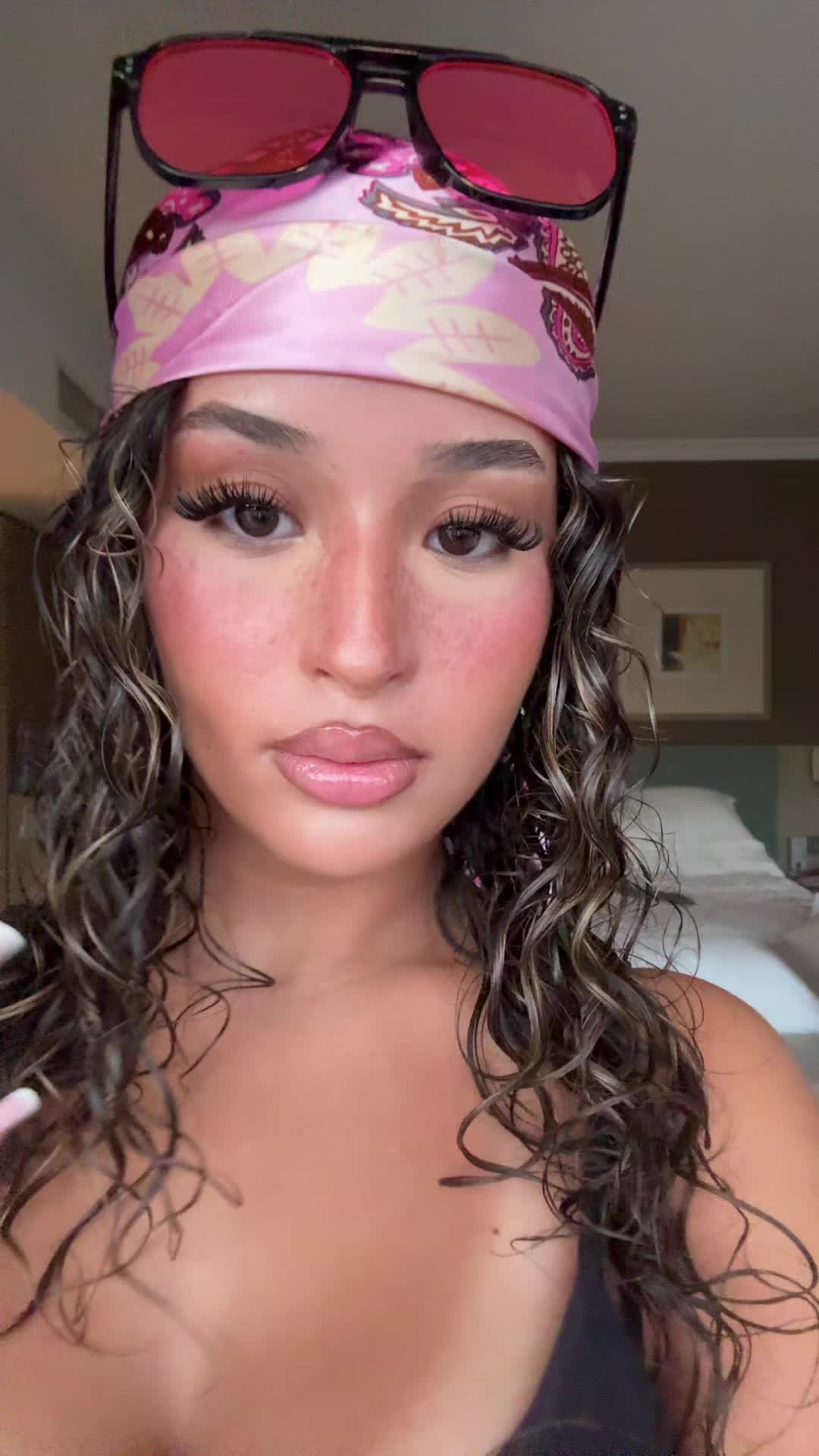 @salena.maa