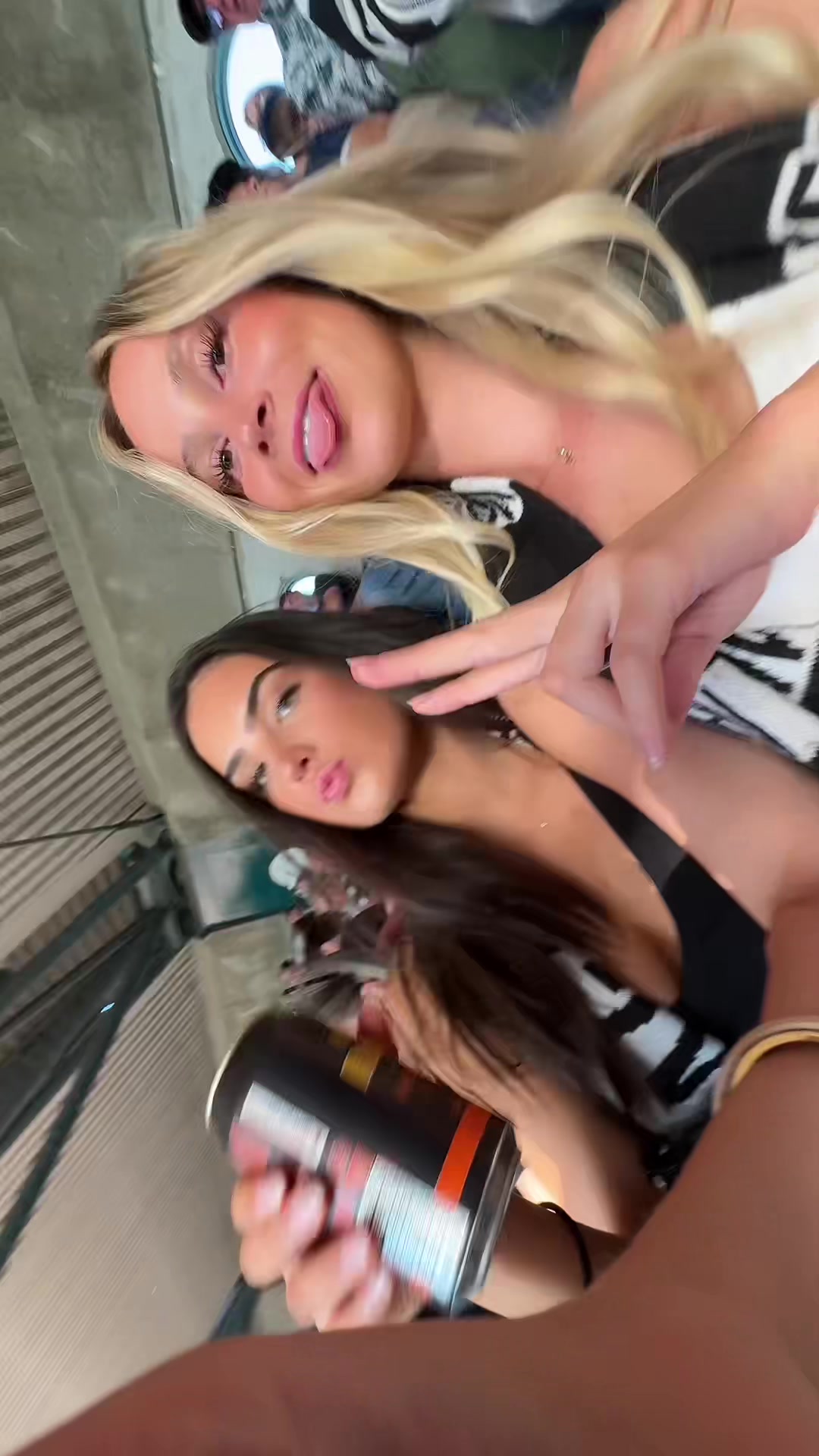 @Sienna🤤🤤