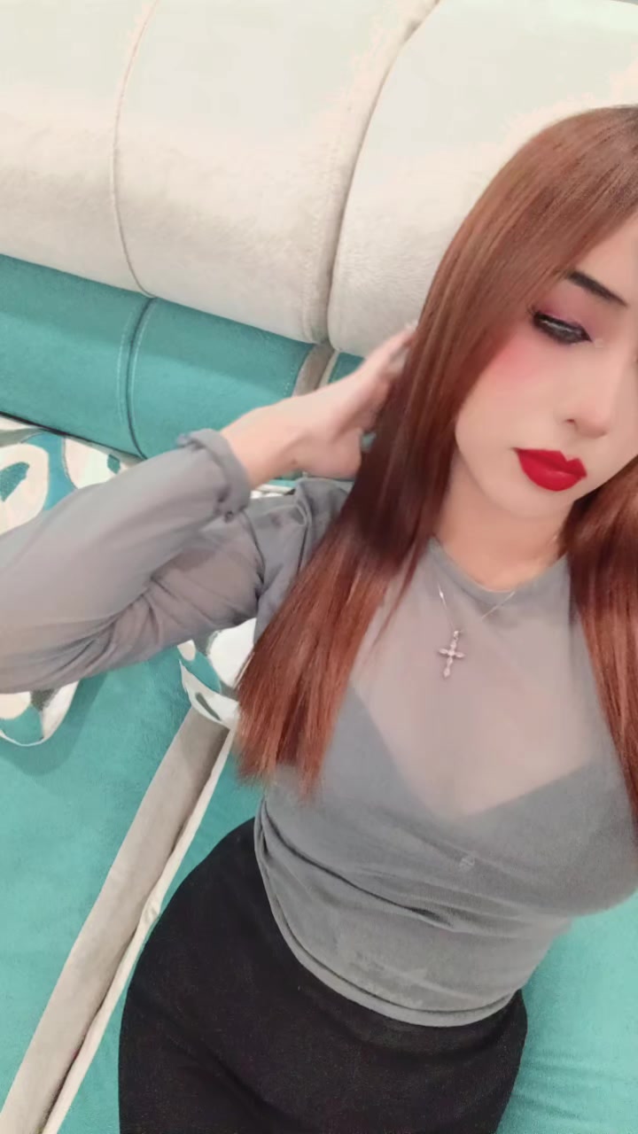 @Issa Navarro🩷