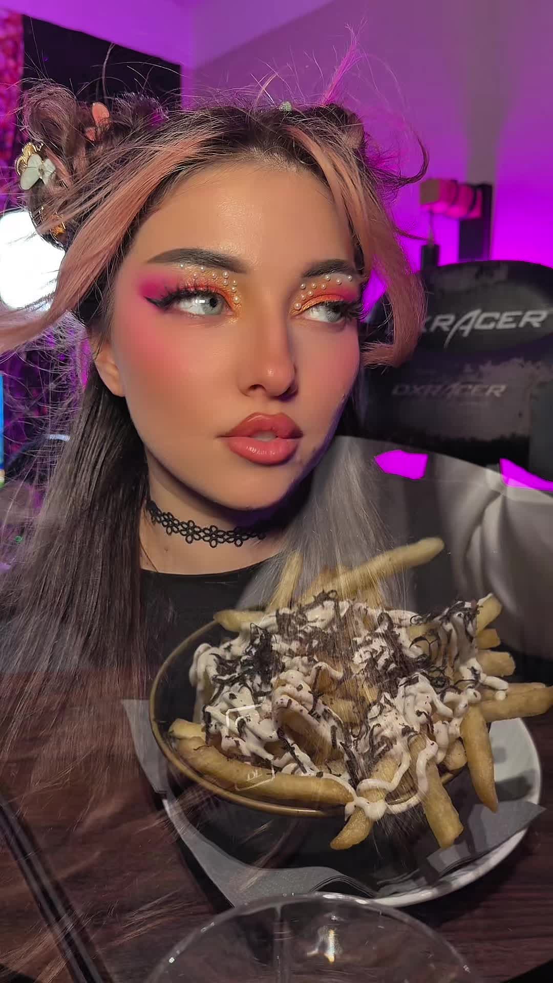 @Kim | Make Love Fake Love Mlfl