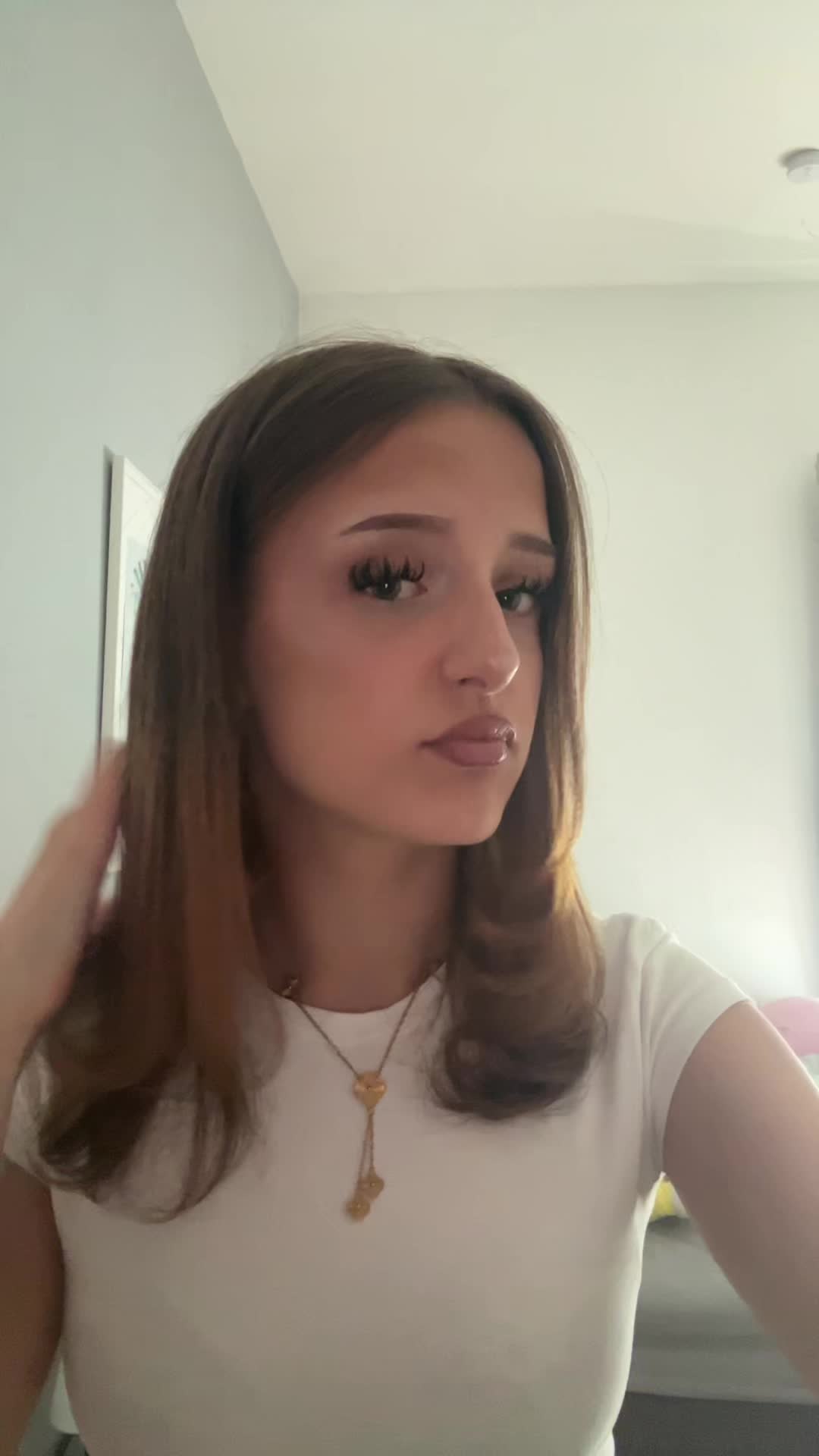 @👸🏽