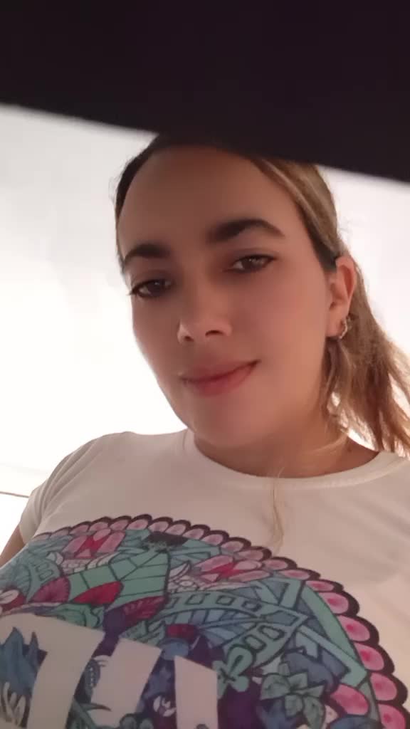 @Diana. Te Sigue