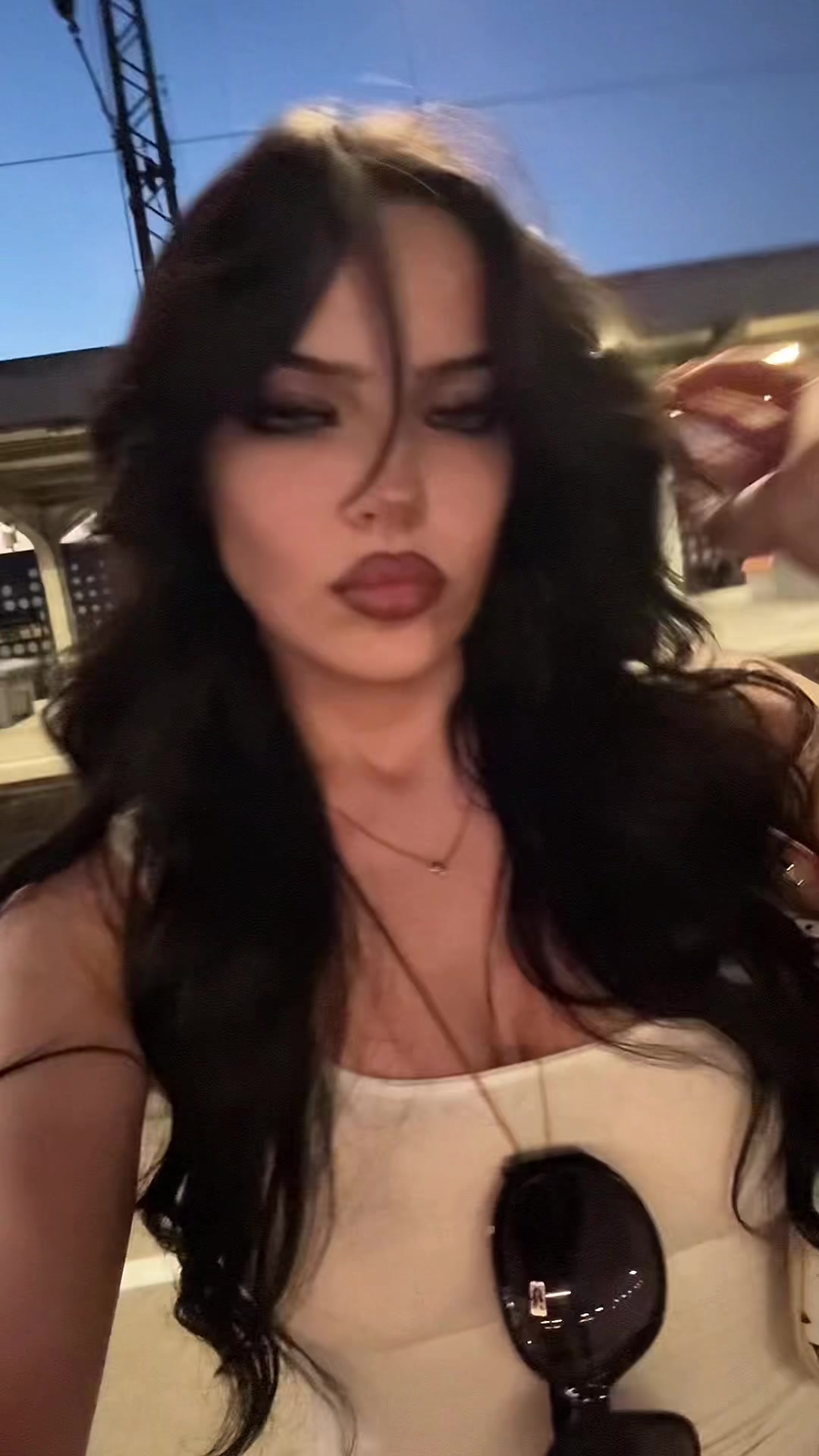 @Morenabeluchi