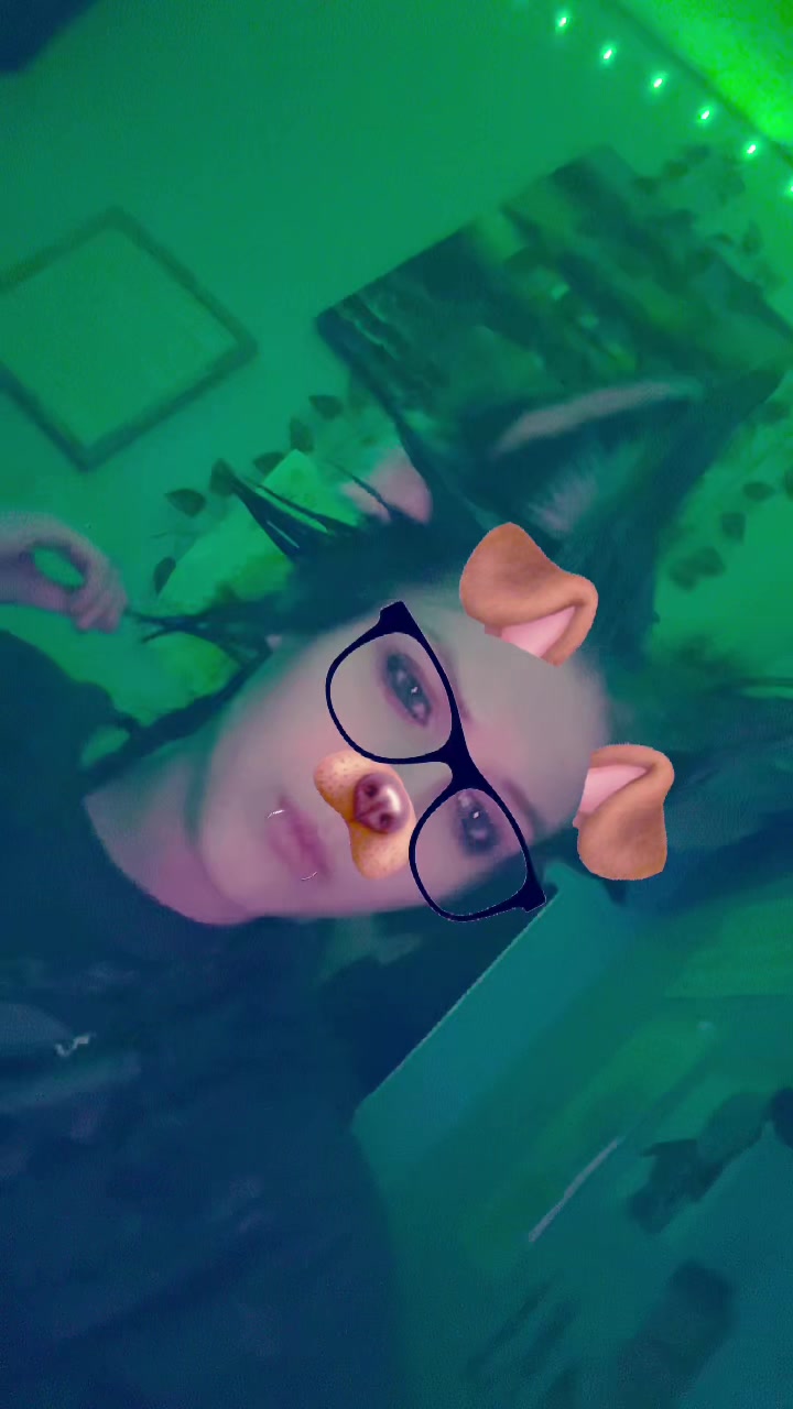 @+🦇{-🩻Enzo🩻-}🦇+