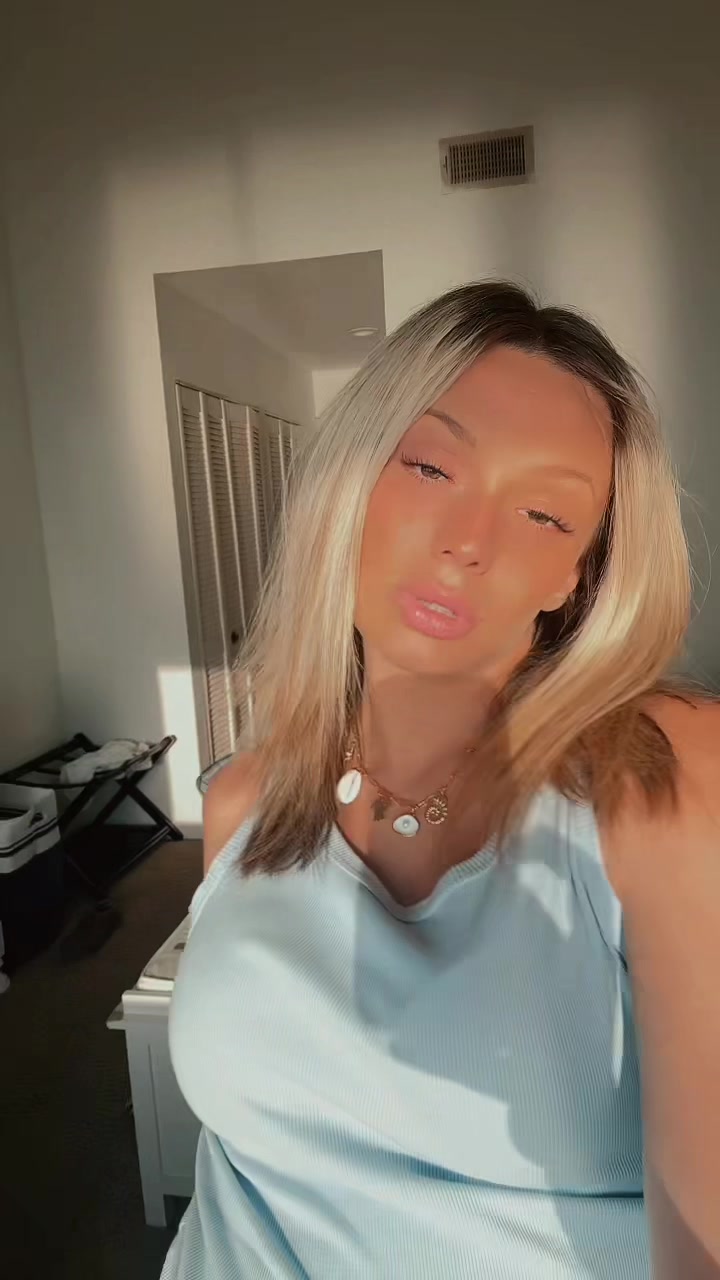@IonaLA🤍