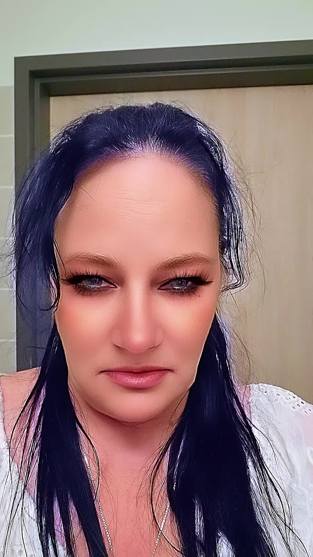 @Simona