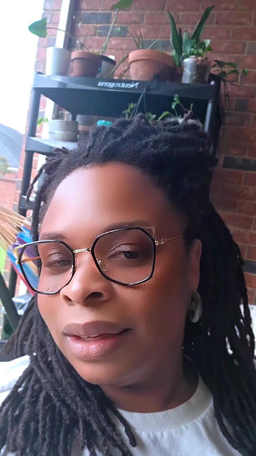 @TeeTeeReacts|Commissions open