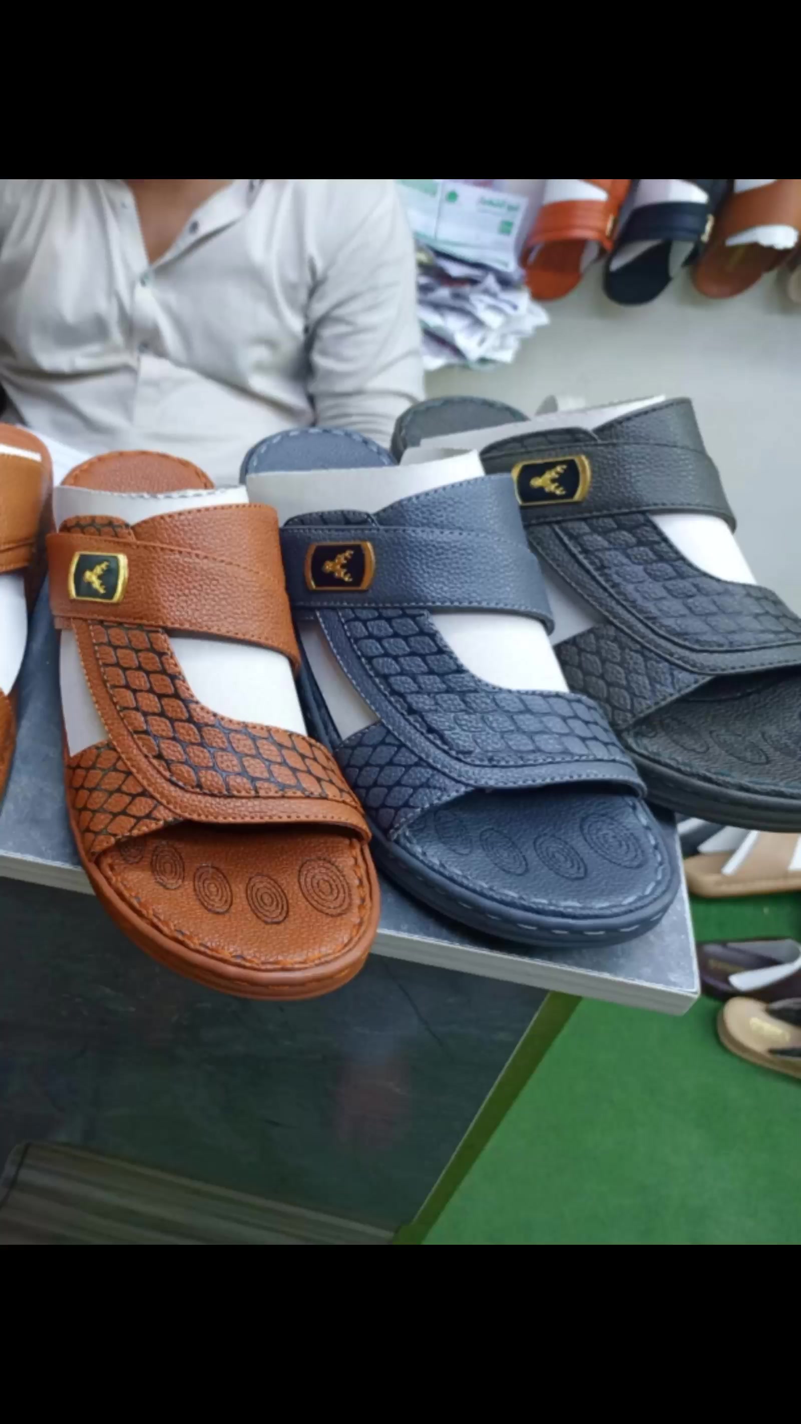 @RAVI SHOE'S DAUR