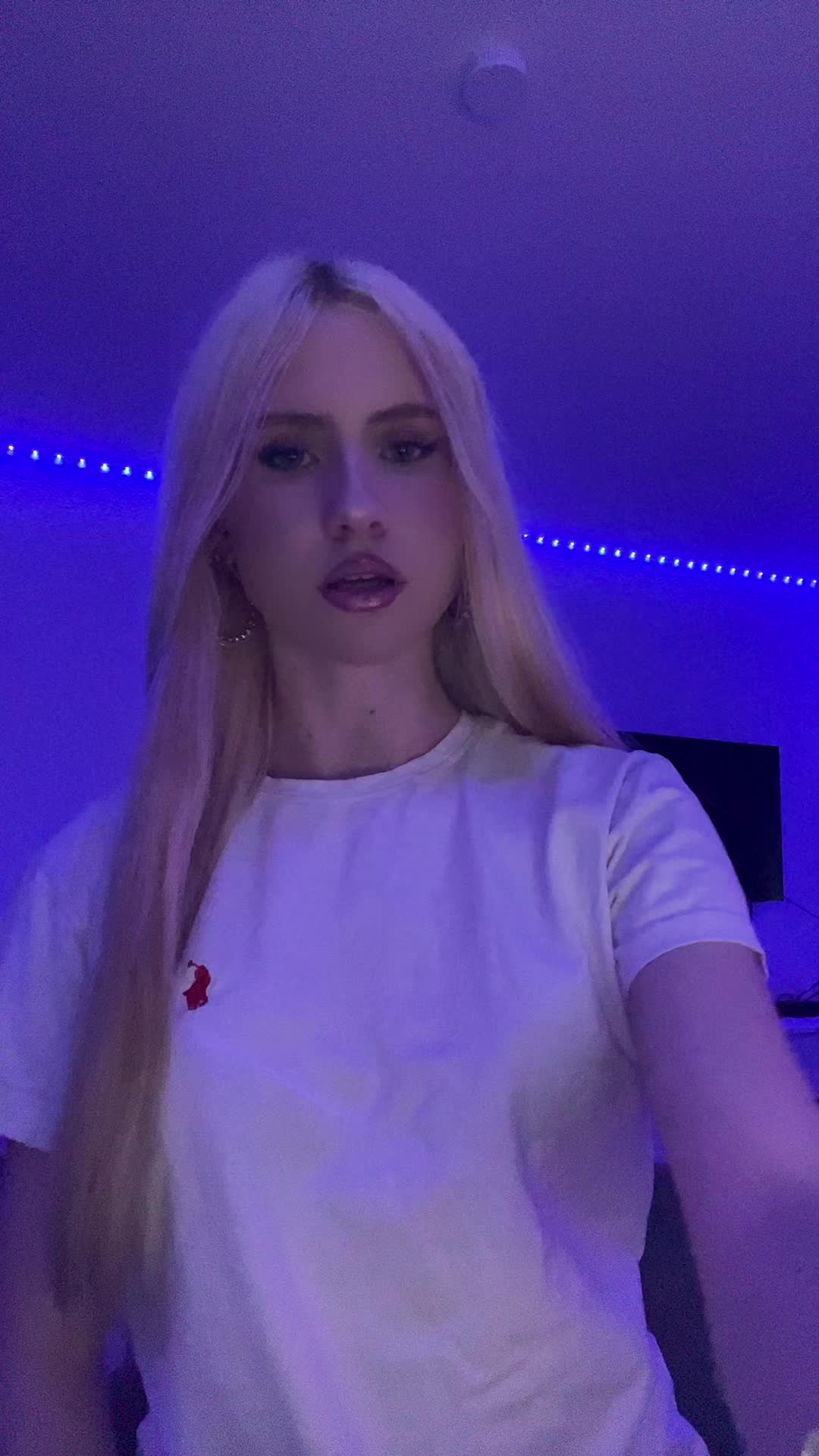 @❄️