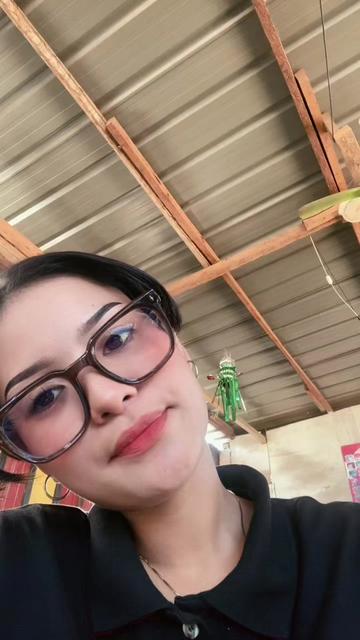 @maykkzdn