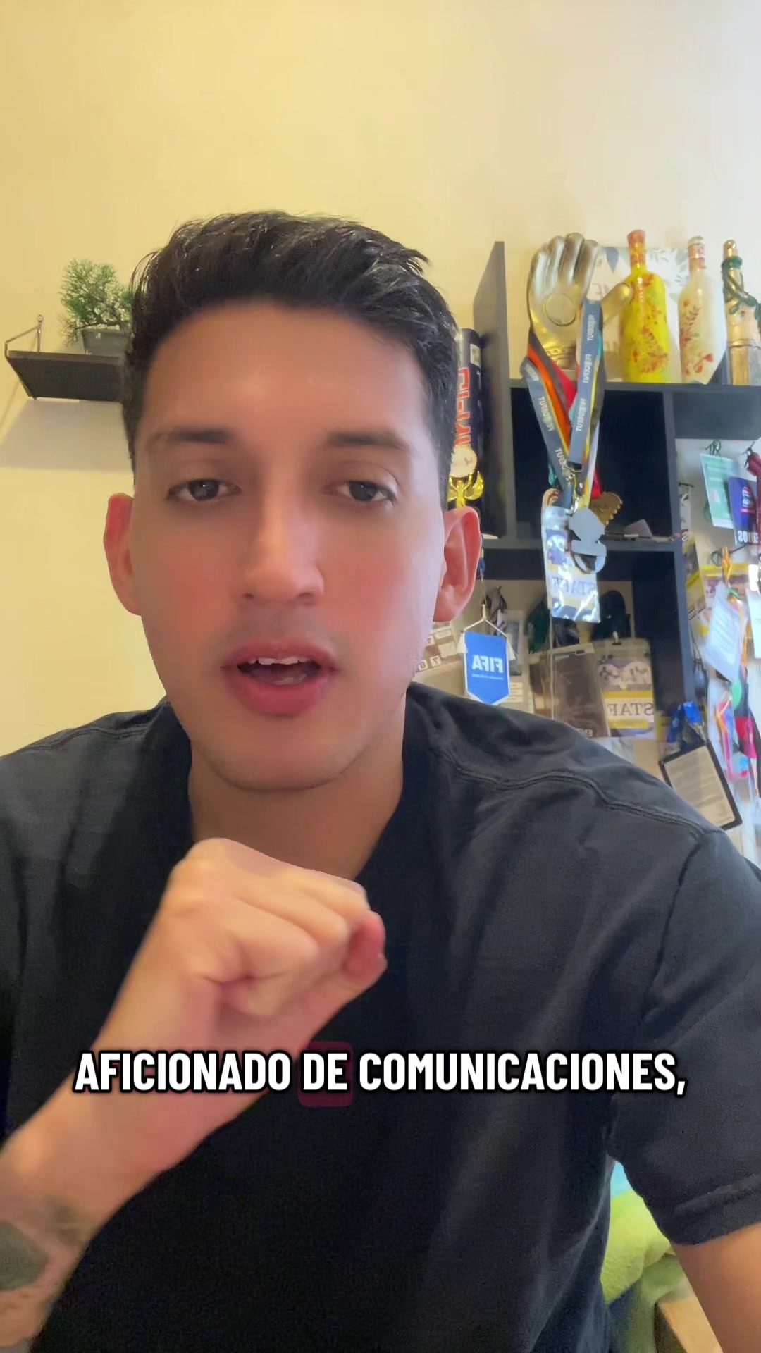 @Byron de León