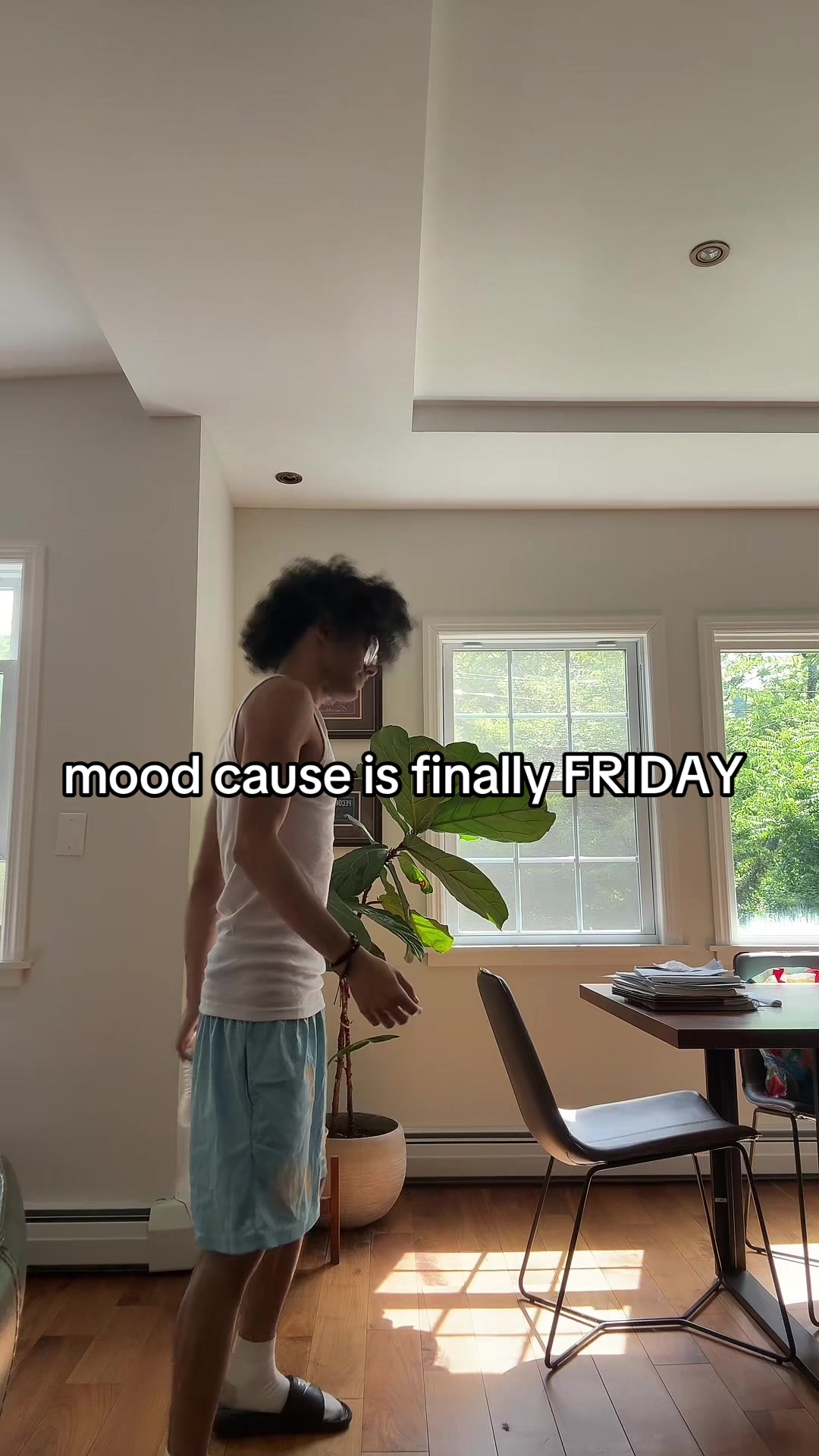 @derekyb