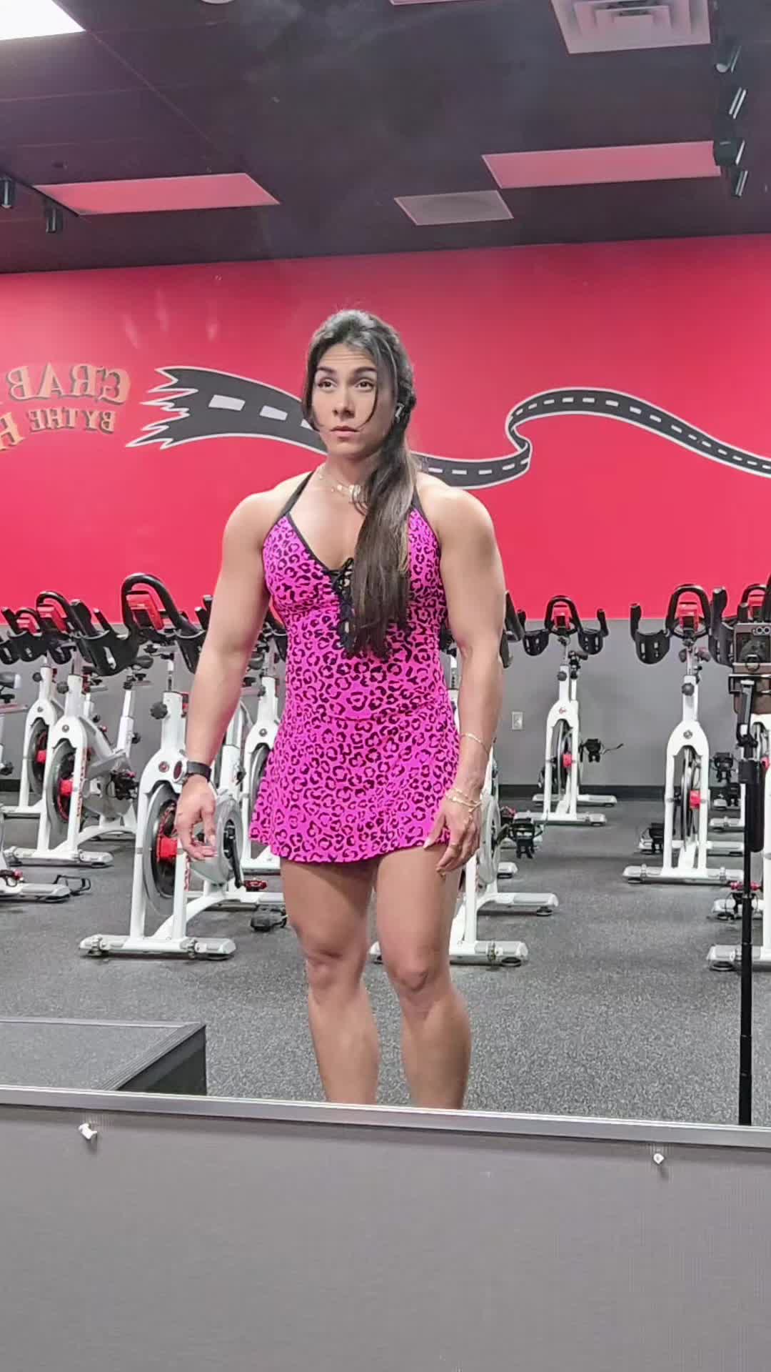 @𝘾𝙊𝘼𝘾𝙃 𝙎𝘼𝙈 | IFBB PRO