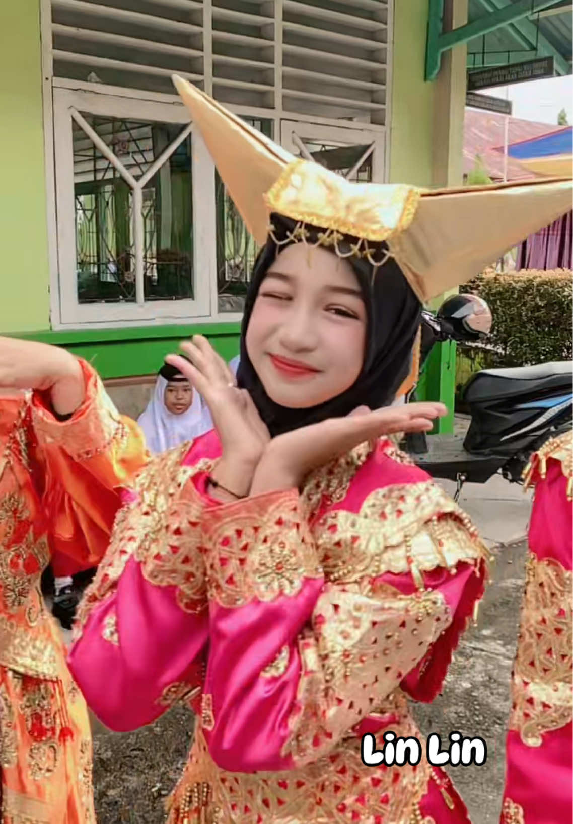 @Chayrin Kiyomi Official