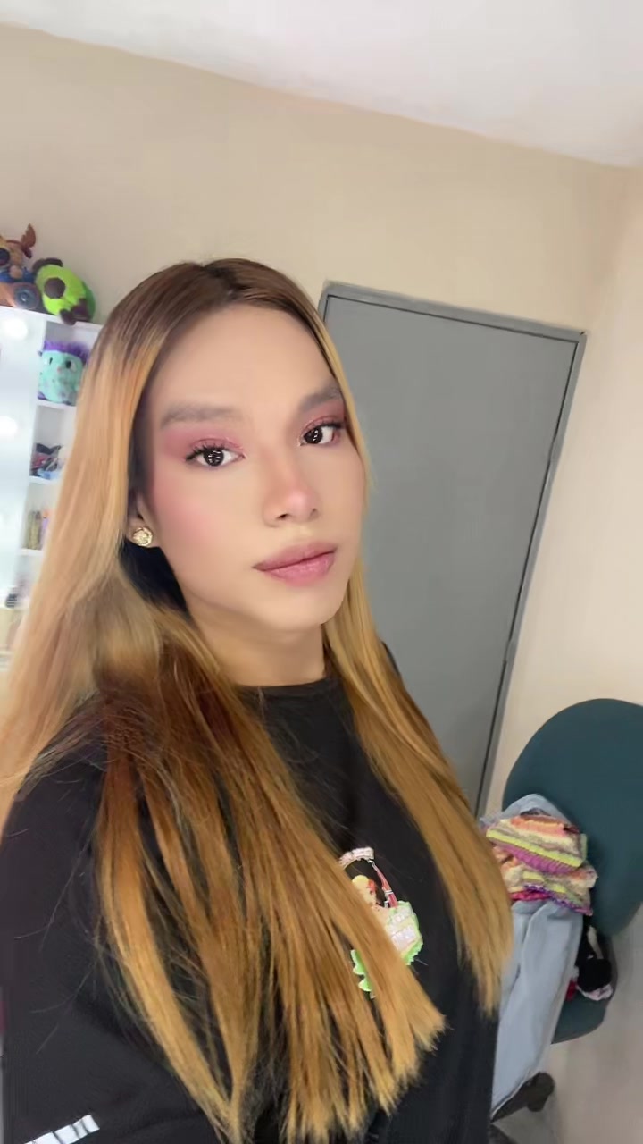 @Chloe zarate