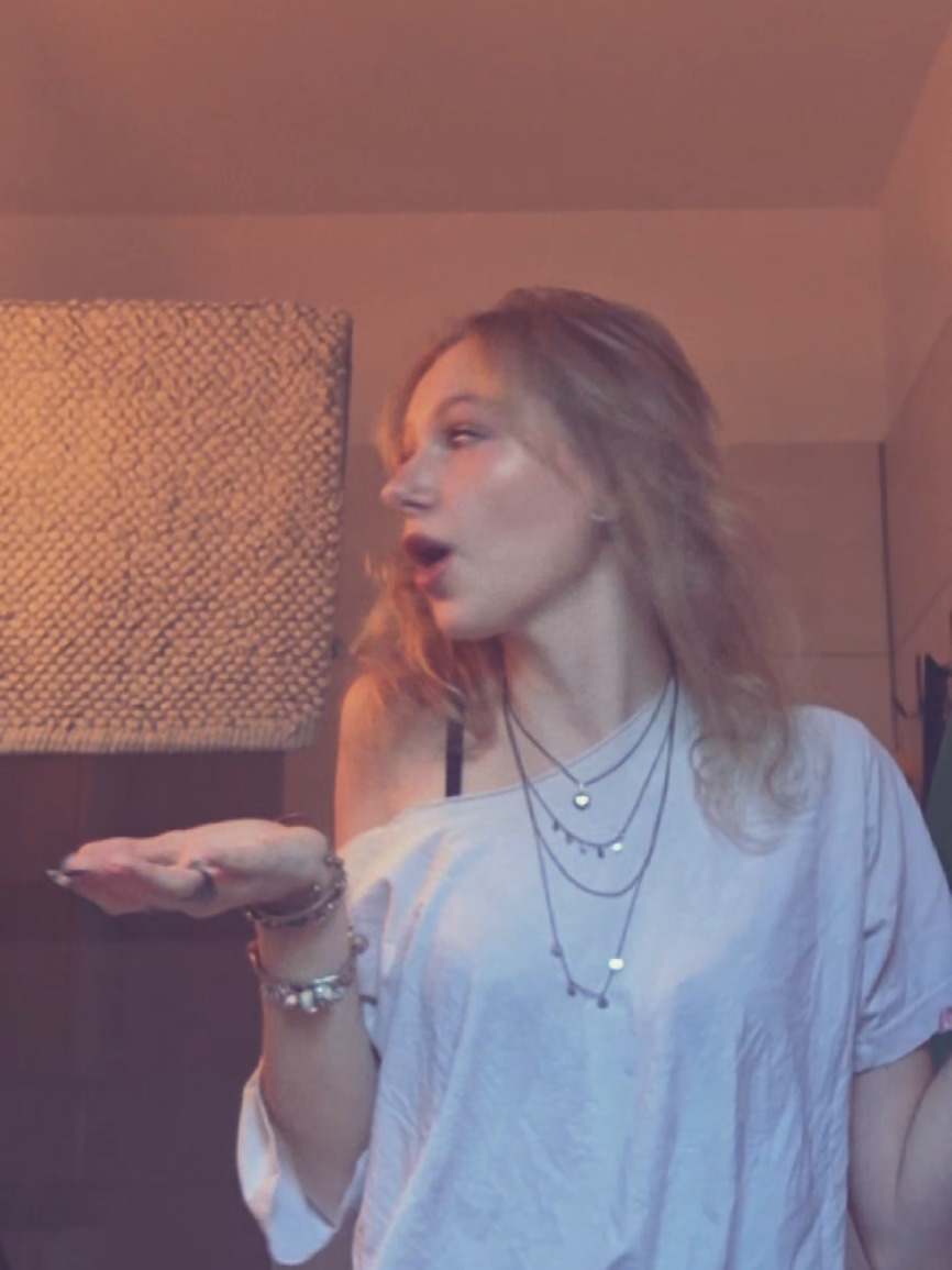 @Lottii 💌